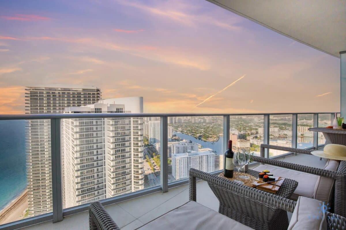 Appartement Upper Level Penthouse - Amazing Views Beach & Intracoastal à Hollywood Extérieur photo