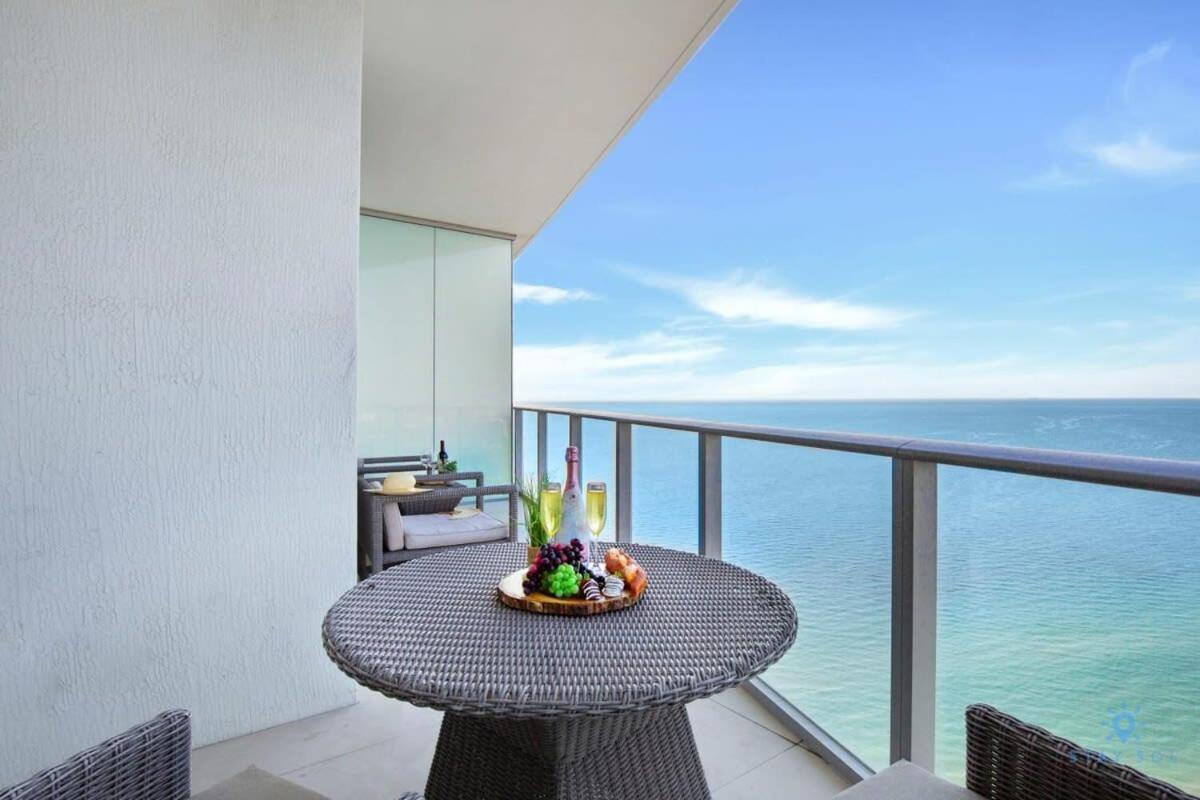 Appartement Upper Level Penthouse - Amazing Views Beach & Intracoastal à Hollywood Extérieur photo